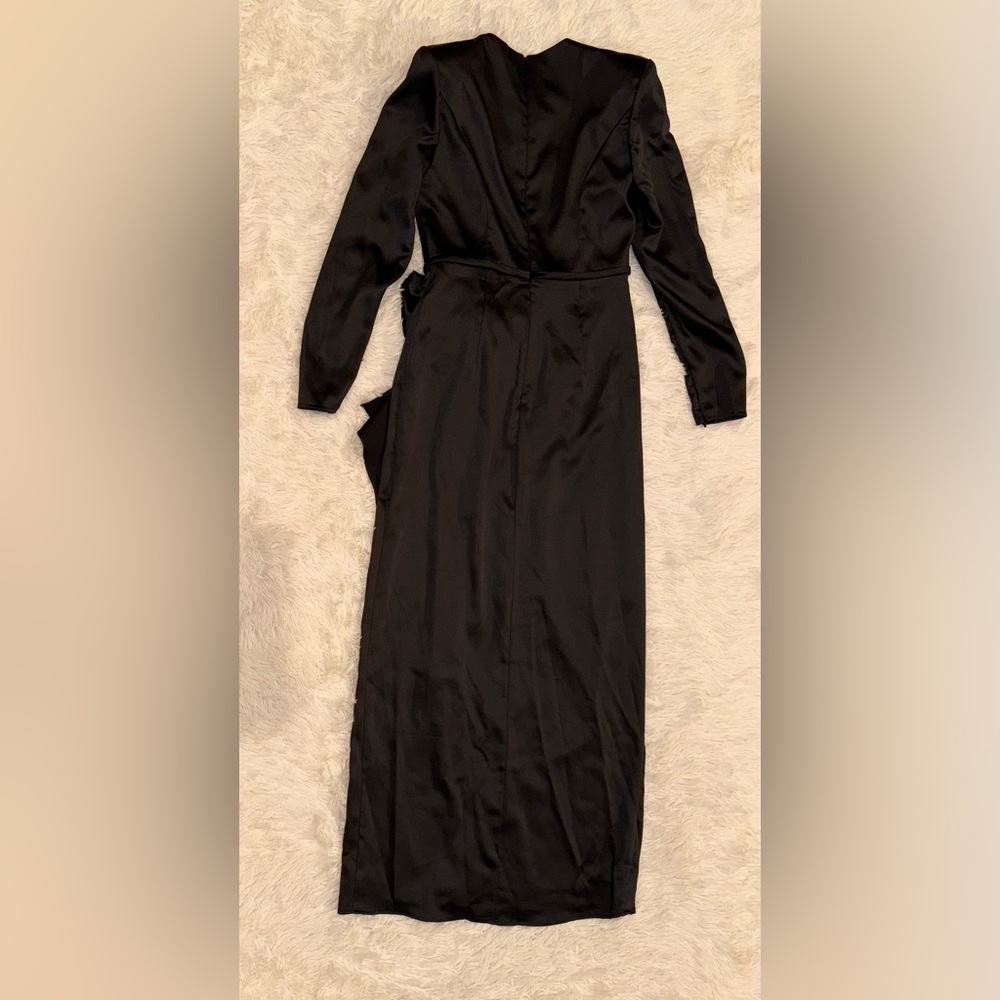 NWOT Mac Duggal Black Satin Bow Long Sleeve padded shoulder Column Gown sz 10 - Picture 4 of 6